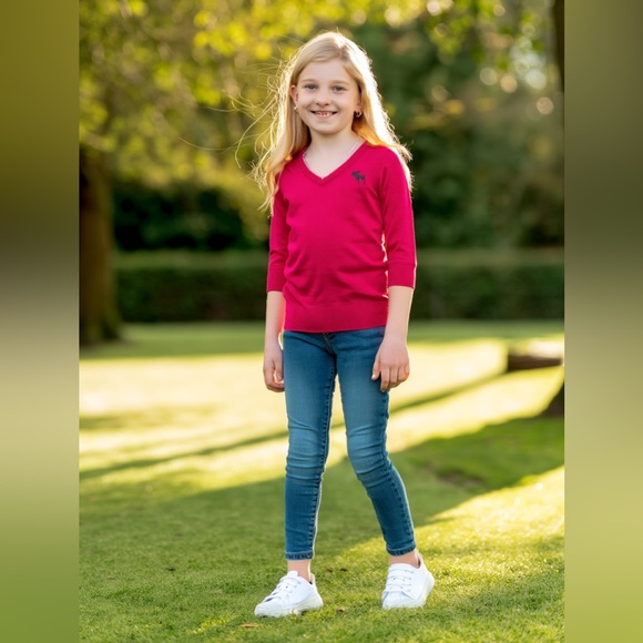 🌻5/$30🌻🧸KIDS | Abercrombie Kids V-neck Sweater - Picture 2 of 7